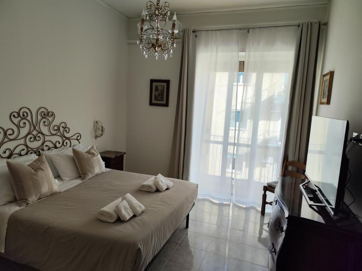 Ianos Apartment Naples Luaran gambar